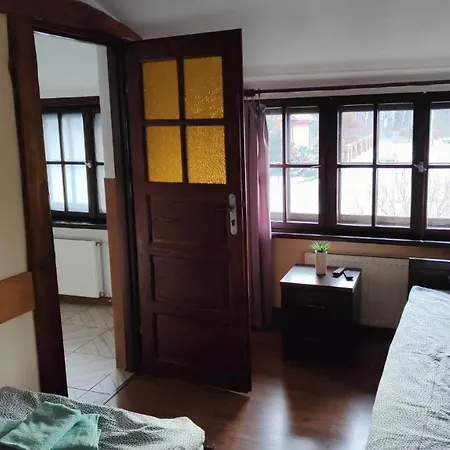 Oberza Kniejowka Inn *