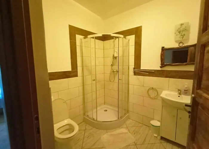 Inn Oberza Kniejowka