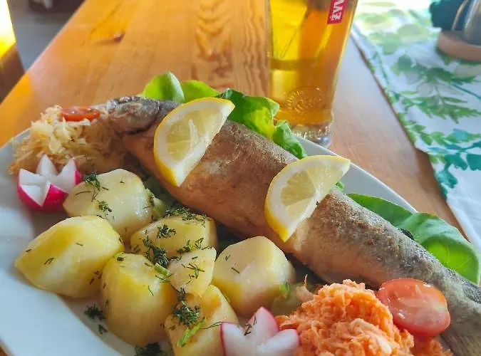 Oberza Kniejowka Inn *