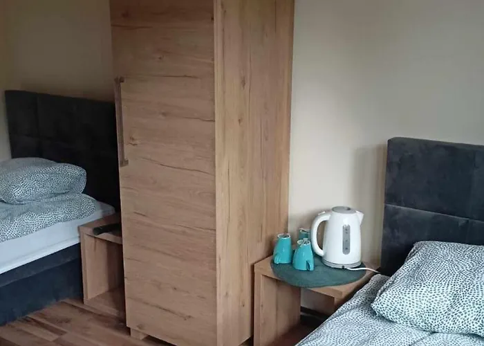 Oberza Kniejowka Inn *